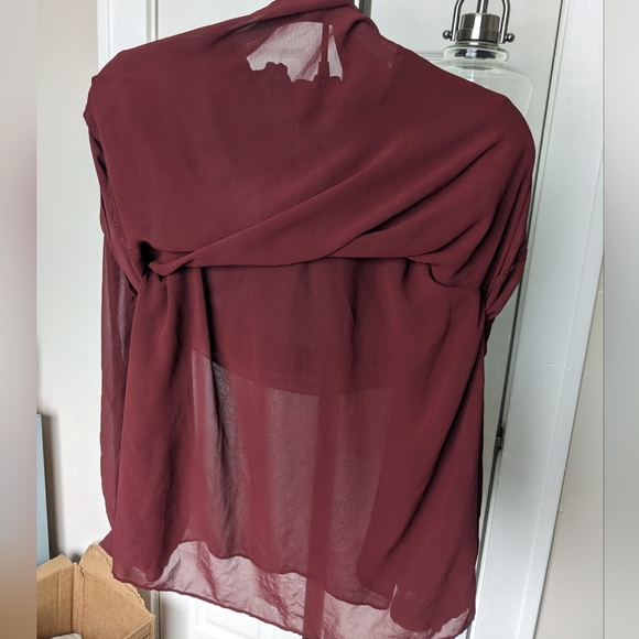 Maroon blouse - Picture 2 of 7